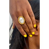 Howlite Oval Ring (gold)